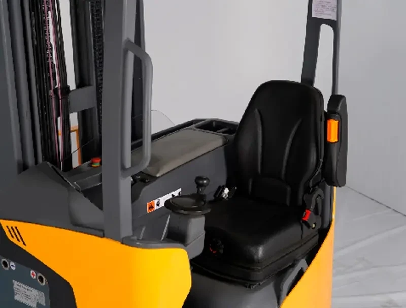 Deluxe Series Reach Truck (REV20D) 2000 kg 4700-6200 mm - view 8